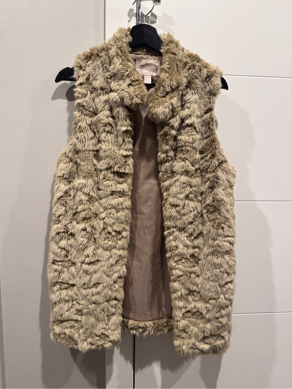 Forever 21 Beige Faux Fur Sleeveless Vest